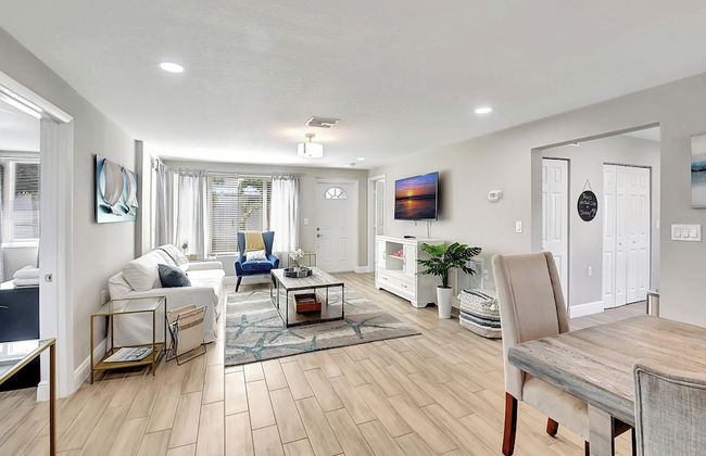 Modern and Updated Delray Beach Escape Sleeps 10! - Foto 27