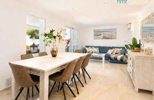 Villa George - HMR Holidays - Foto 18