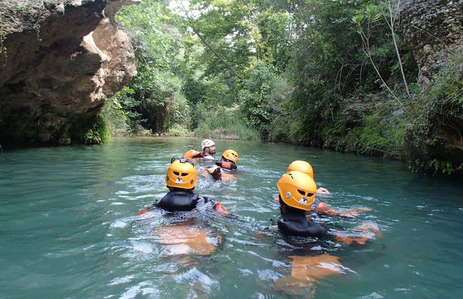 Canyoning in Gorgo de la Escalera - Photo 2