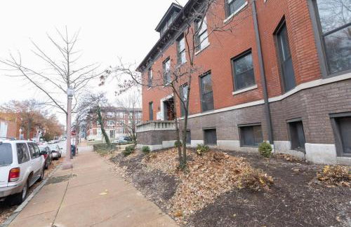 Mins To Forest Park Museum & Walk to BJ Hospital - Foto 35