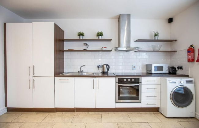 Grafton Street District Apartments - Photo 31