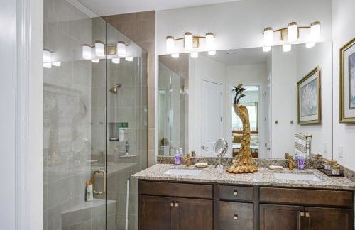 Beautiful Naples Getaway with Pool Access! - Photo 13