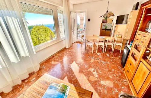 Villa Edith - stupenda villa con terrazzo vista mare e spiaggia inclusa - Foto 5