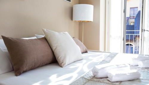 Bellagio Love apartment Pool Near lake Free parking - Foto 5