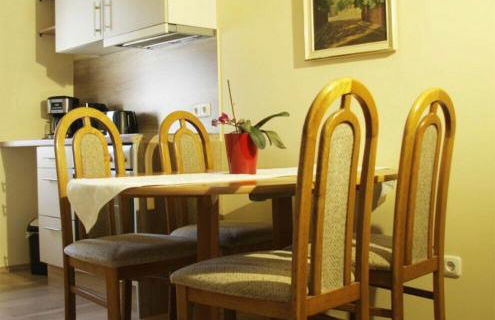 Ferienwohnung mit Balkon in Schmölln - Foto 3