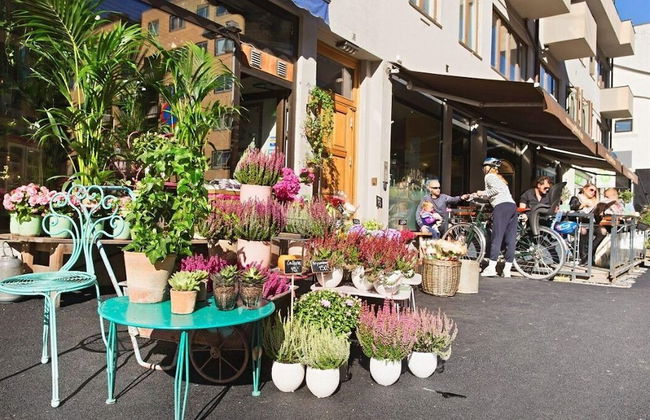 StayPlus Modern Studio Near Bislet Games - Photo 11