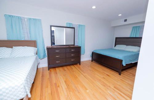 Modern Luxury Home With Fireplace & Game-Room - Foto 12