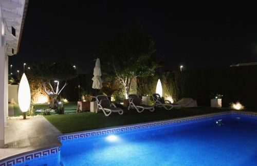 Villa de Lujo cerca del mar y piscina climatizada - Foto 9