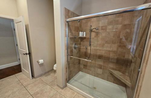 The Alhambra Retreat Gated Spacious Private - Foto 16