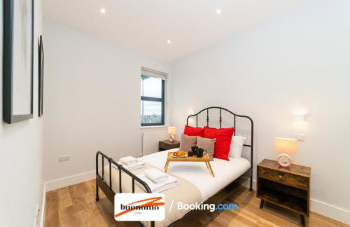 Two Bedroom Apartment At Buonomo Stays Short Lets & Serviced Accommodation close to Wimbledon Tennis Courts - Foto 11