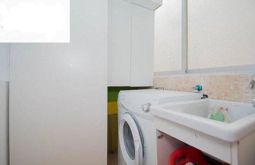 Piso moderno cerca del centro - Foto 7