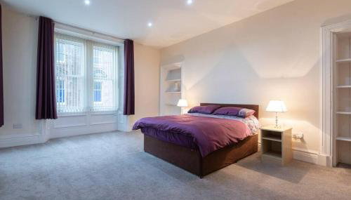 CASTLEBANK HOUSE FLATS, DINGWALL - Foto 3