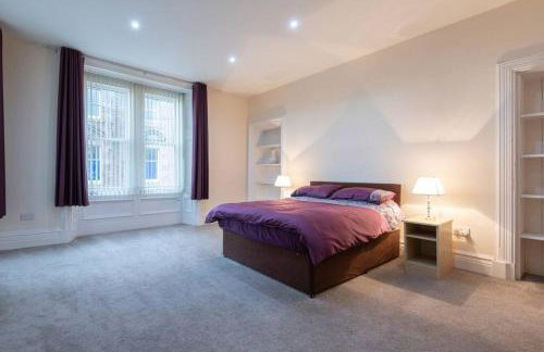 CASTLEBANK HOUSE FLATS, DINGWALL - Photo 3