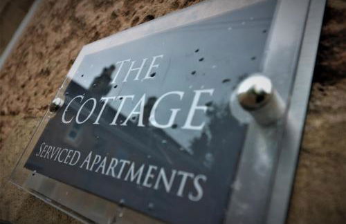 Signature - Linden Cottage Room 3 - Photo 16