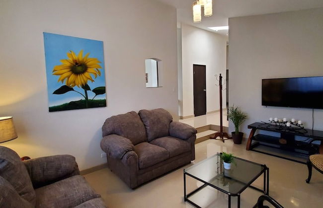 Casa Playitas - Vista Al Mar With Ozon, Locacion Centrica - Photo 29