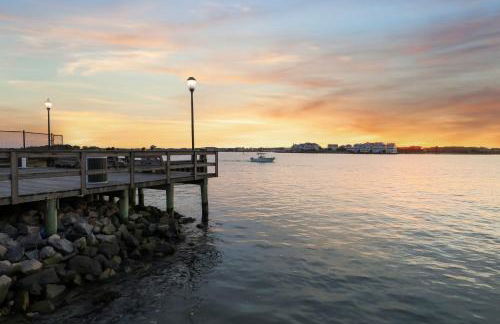 Couple's Escape - The One with Downtown Inlet Vibes - Assateague House 111 - Foto 33