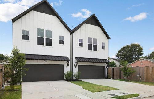 2 Luxury Homes in 1 - Walk to Nightlife & Stadiums - Foto 40