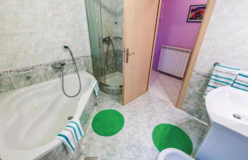 Nice Home In Drazice With Wifi - Foto 47