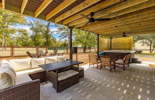 300 steps from Lake Hot Tub Fire Pit Game Room - Foto 63