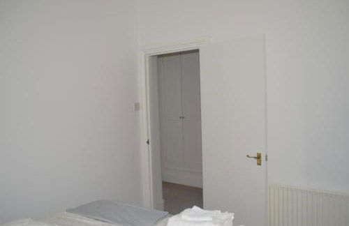 Two Bedroom Apartment in London - Foto 26