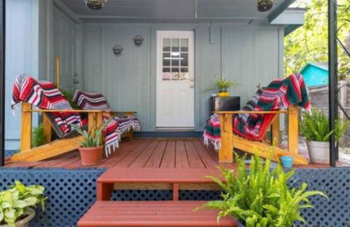 SXSW ready at Cultural Heritage Award winning home -Walk to 6th St, BBQ & Shops - Foto 34