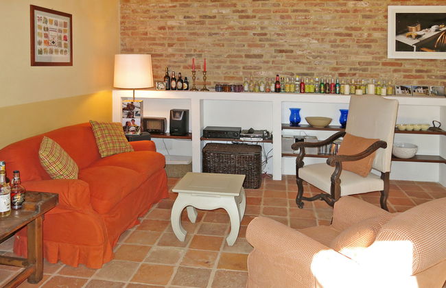 4 bedroom House in Capriglio with private pool and garden - Photo 11