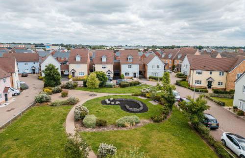 4 Bed, 3 Bath Townhouse in Colchester - Business, Contractor and Leisure - Singles or Superkings - Disc0unts - Foto 24