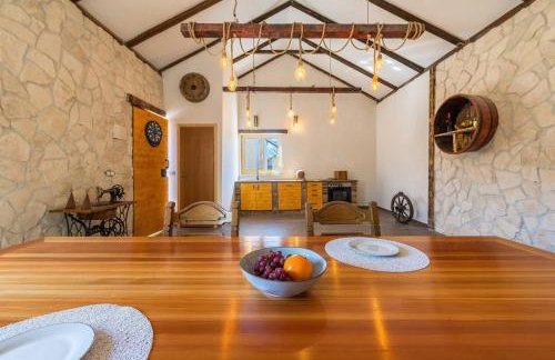 MY DALMATIA - Holiday home Barba with private heated pool - Foto 4