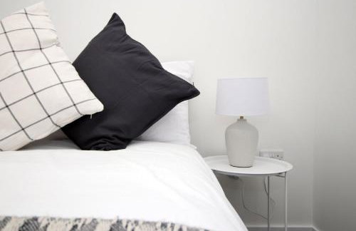 Modern Two BR | Free Parking - Foto 53