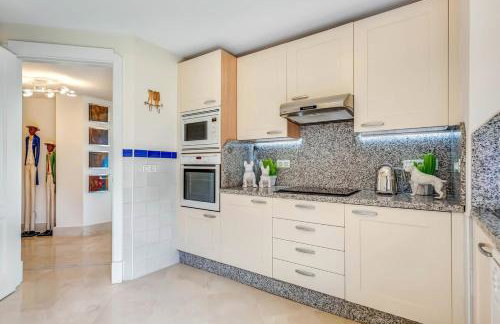 YOLO Spaces - Sotogrande Marina Duo Apartment - Foto 28