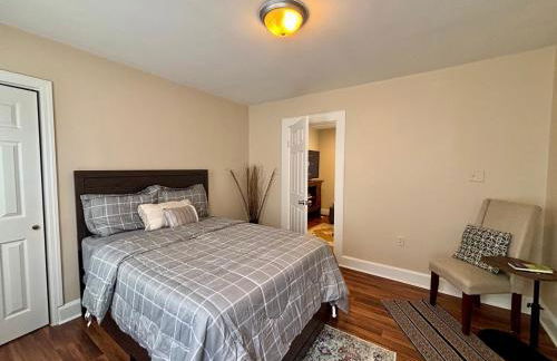 Perfect full private first floor home with convenient amenities - Foto 10