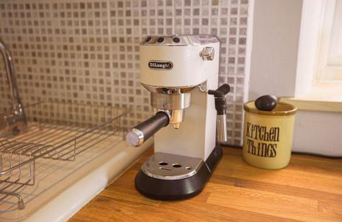 The Organic Cotswolds Cowshed - Photo 10