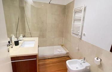 Belem Apartment with private parking - Photo 8