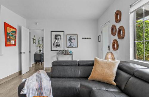 Three Palms - Photo 16