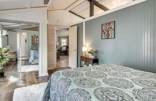 Bring Your Pup! Waterfront Cedar Pines Getaway - Foto 14