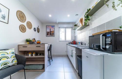 LE COSY - Free Parking - Proche Gares Lille - Netflix - Wifi - Foto 4