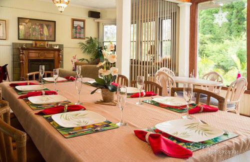 Aloha Junction Bed and Breakfast -Minutes away from Hawaii Volcanoes National Park - Foto 4