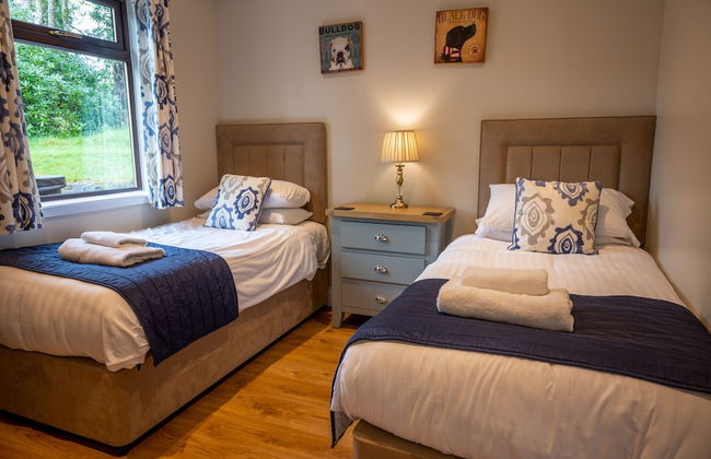 Birch 18 With Hot Tub, Newton Stewart - Photo 4