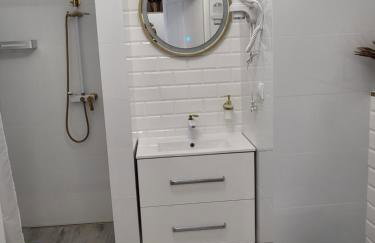 Pokój z własną kuchnią i łazienką Żyrardów SUNTAGO - Foto 1