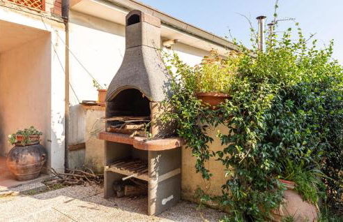 2 Bedroom Beautiful Home In Marliana - Foto 34