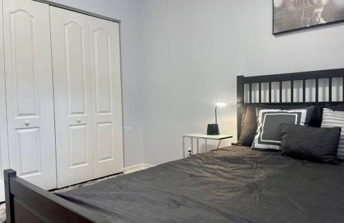 Room 3 - Cozy Queen (Shared Bathroom) - Foto 22