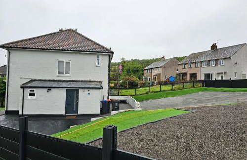Bridgepay Modern 4 bedroom House in Cumbria - Whitehaven - Free Parking - Foto 3