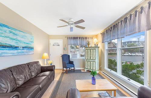 Wifi, Ourdoor Shower, Porch Ocean Side 1St Floor Duplex, A Short Walk From The Best Lbi Attractions, A Small Park, And The Beach, - Foto 19