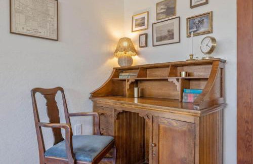 2 bed, 2 bath, historic beauty, walk downtown - Foto 15