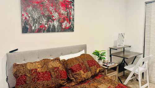 Cozy House on a Lake - Photo 4