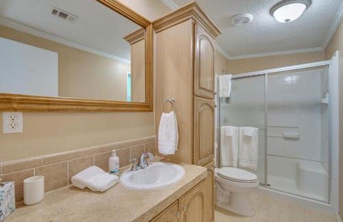 Waterfront Georgetown Retreat on Lake George! - Foto 22