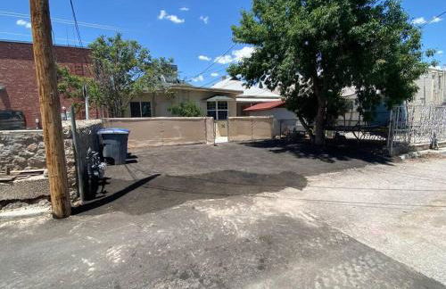 Close to All, Restfull, Cozy Duplex B in Downtown, UTEP, Hospitals - Foto 29