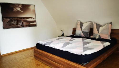 Charmantes Ferienhaus Casa Ella mit Balkon Nähe Kinderklinik - Foto 3