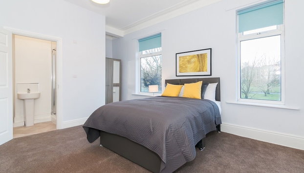 6 Bed House near Manchester - Foto 3, Habitación