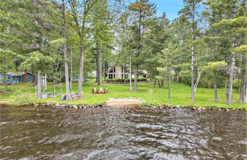 Relax Explore Waterfront Crawford Lake Cottage - 4878 - Foto 70